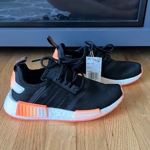 NWT adidas nmd sneakers